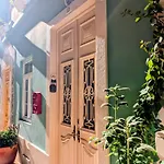 Gato, Charming Portuguese Style For Rent, Vida A Portuguesa بورتيماو
