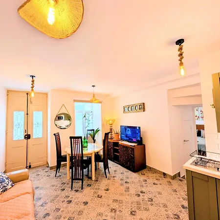 شقة Gato, Charming Portuguese Style For Rent, Vida A Portuguesa