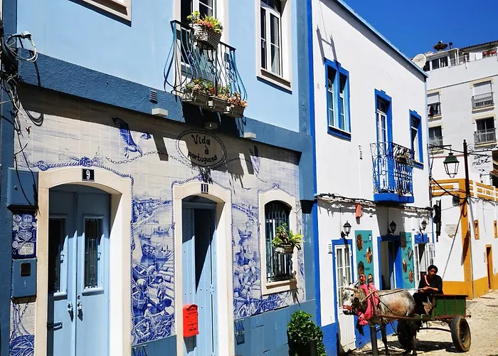 Gato, Charming Portuguese Style For Rent, Vida A Portuguesa Appartement Portimão